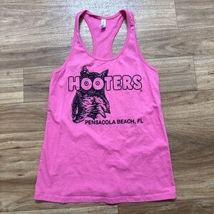 Hooters tank